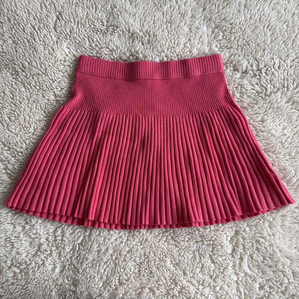 Aerie Pleated Mini Skirt in Vibrant Pink NWT - Size S